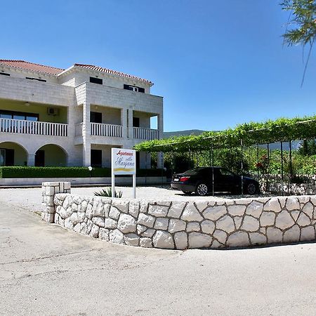 סרסר Villa Marijana מראה חיצוני תמונה