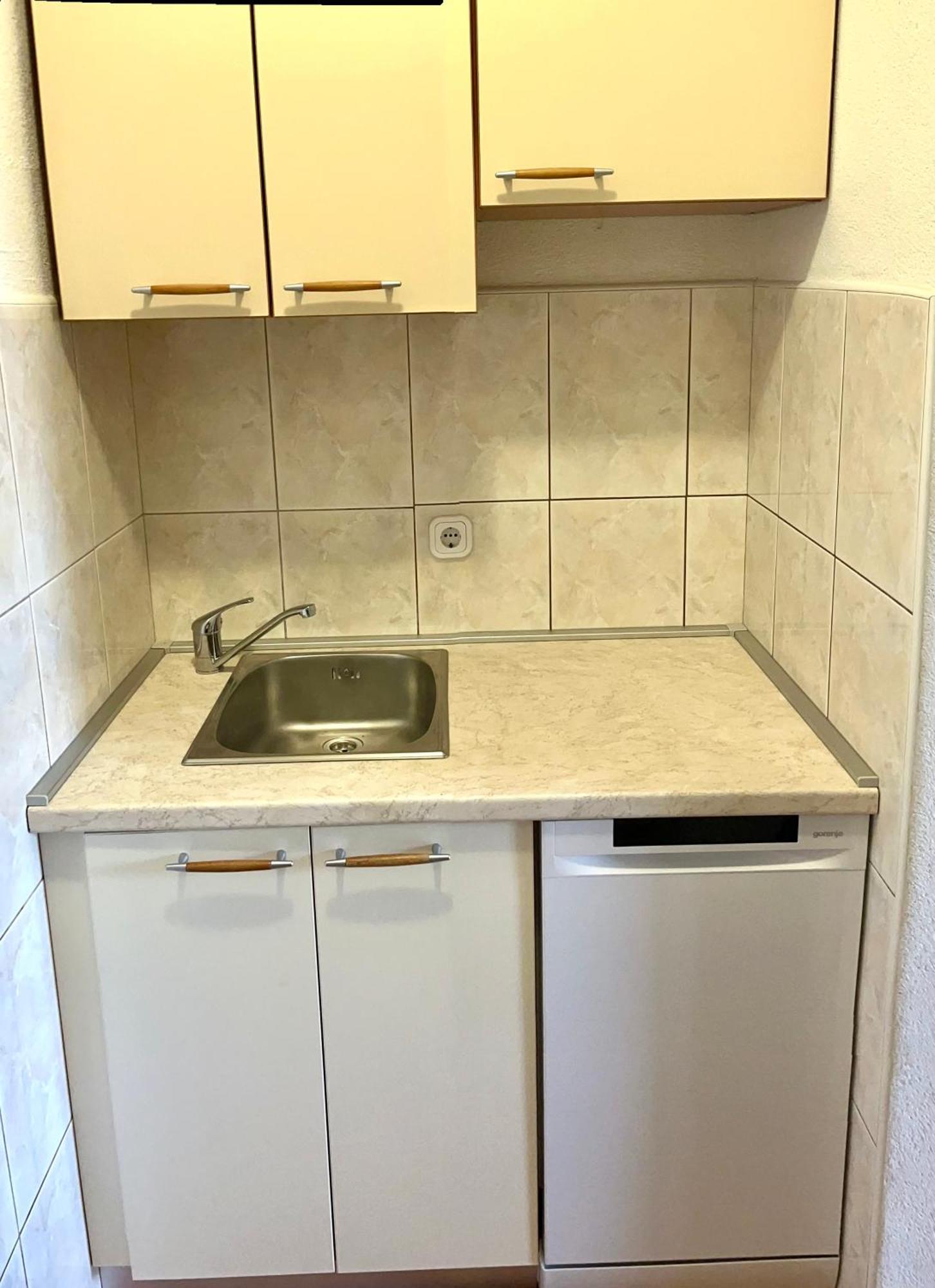 סרסר Villa Marijana מראה חיצוני תמונה