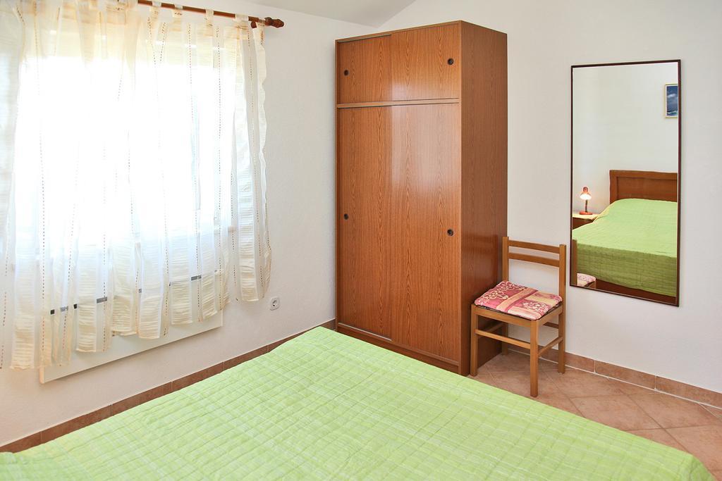 סרסר Villa Marijana מראה חיצוני תמונה