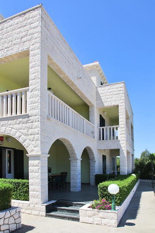 סרסר Villa Marijana מראה חיצוני תמונה